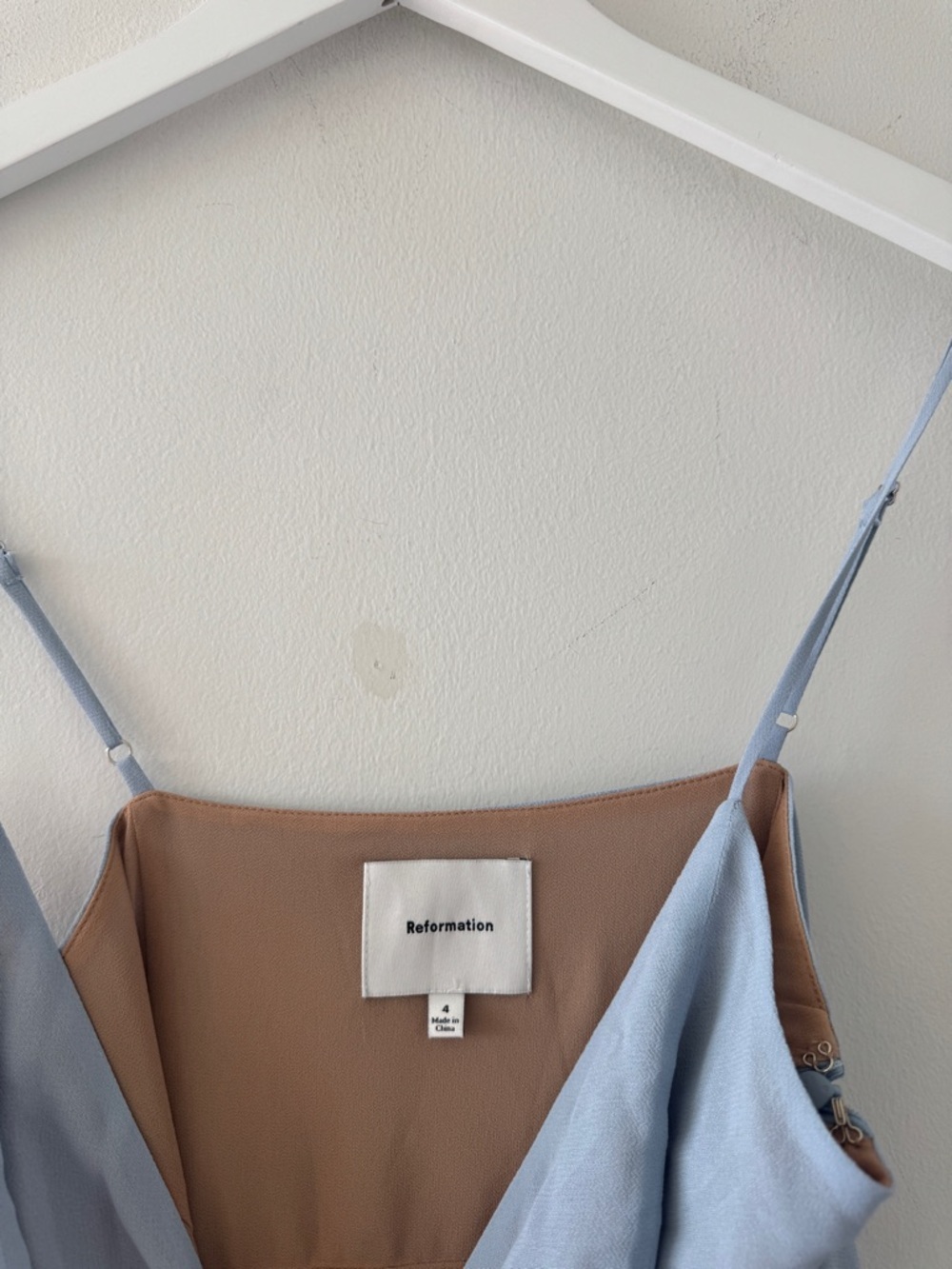 REFORMATION Kally Dress in Mineral 4 - Picture 3 of 6